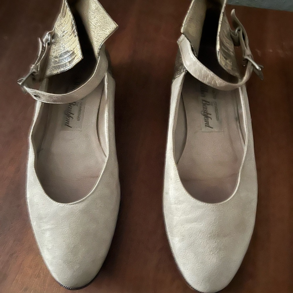 Italian Vintage Tan suede flats with snakeskin ankle straps.